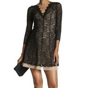 BEBE lace dress 3/4 sleeve dress size 6